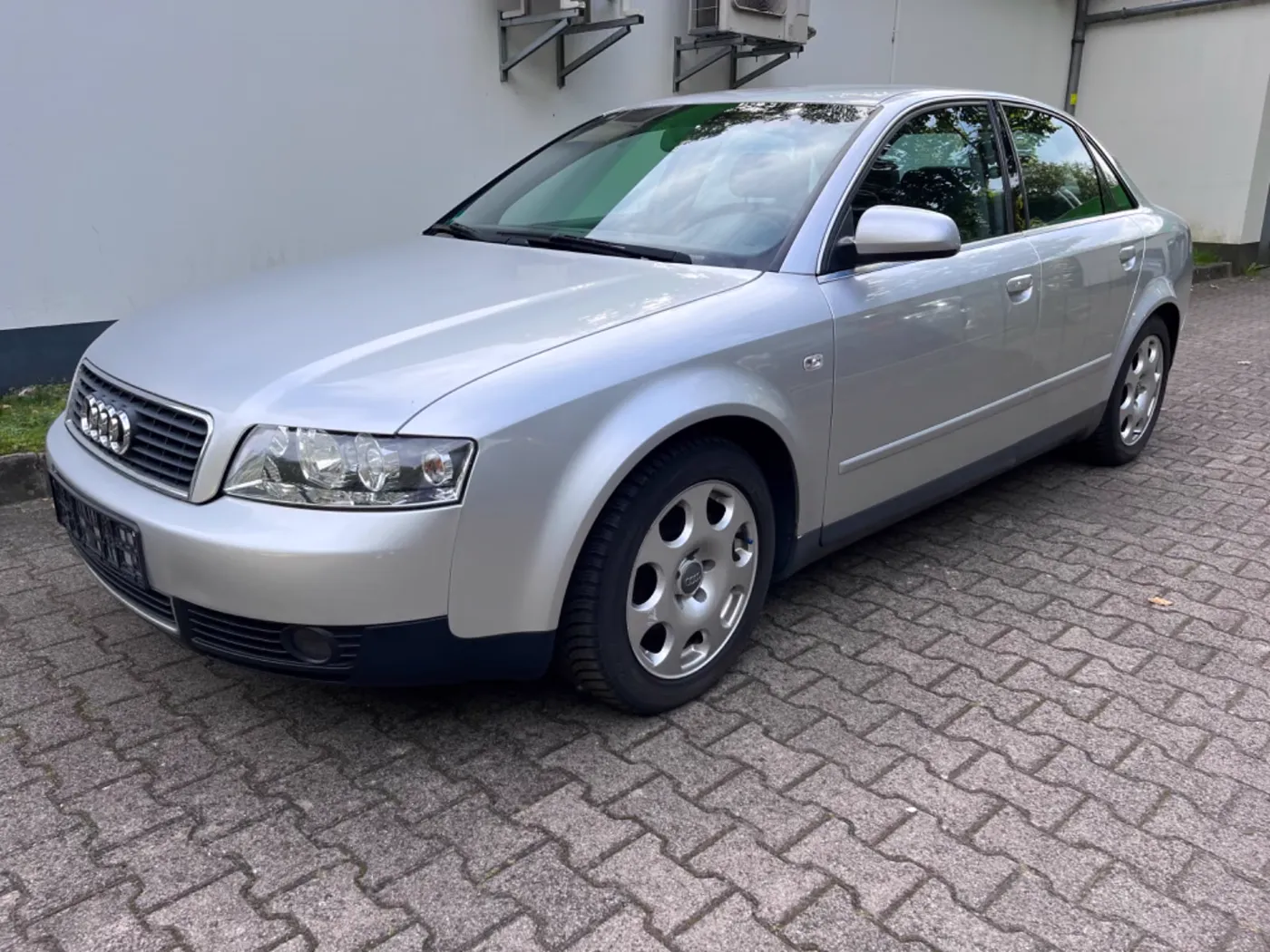Audi A4 — Ansicht 2