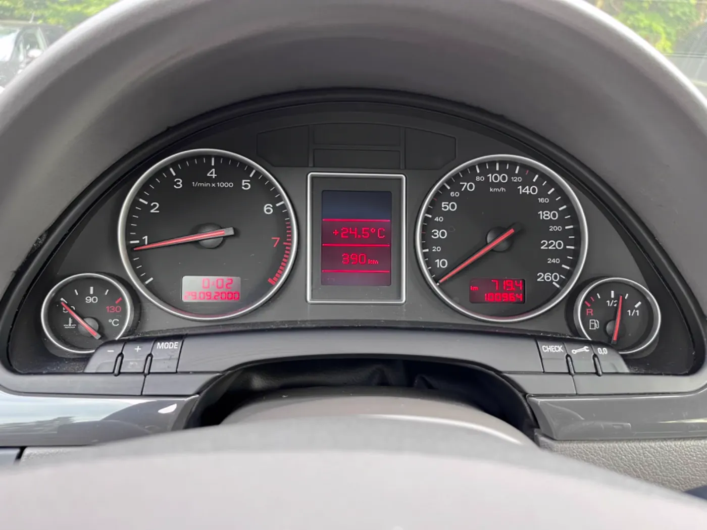 Audi A4 — Ansicht 4