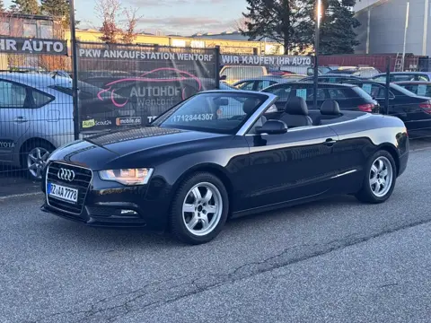 Audi A5, Cabrio in Schwarz