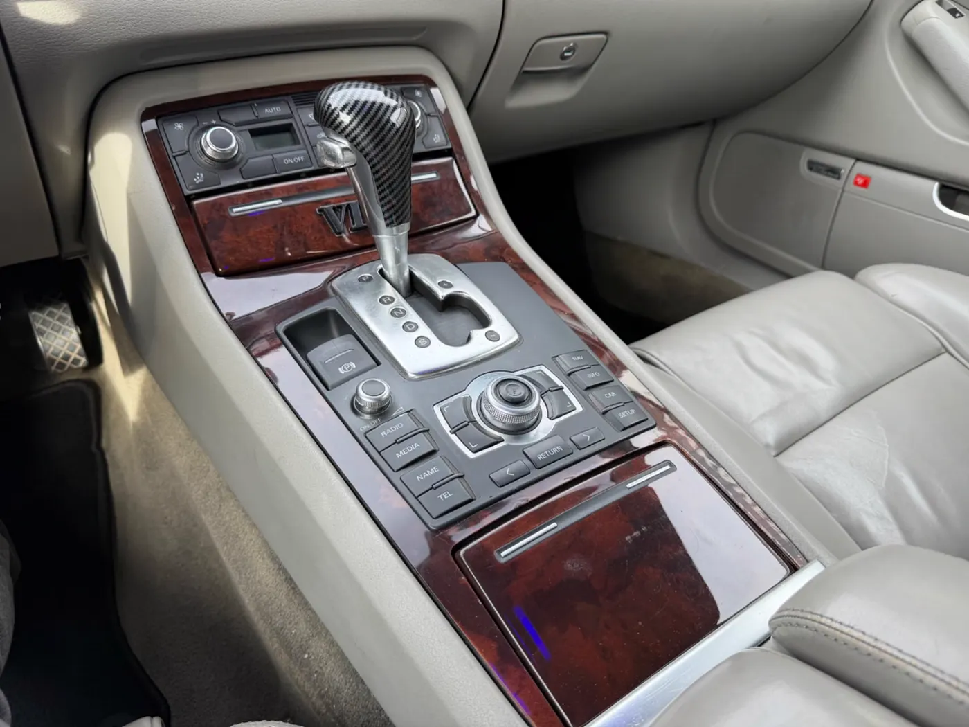 Audi A8 — Ansicht 3