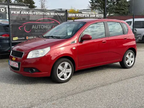 Chevrolet Aveo, Kleinwagen in Rot