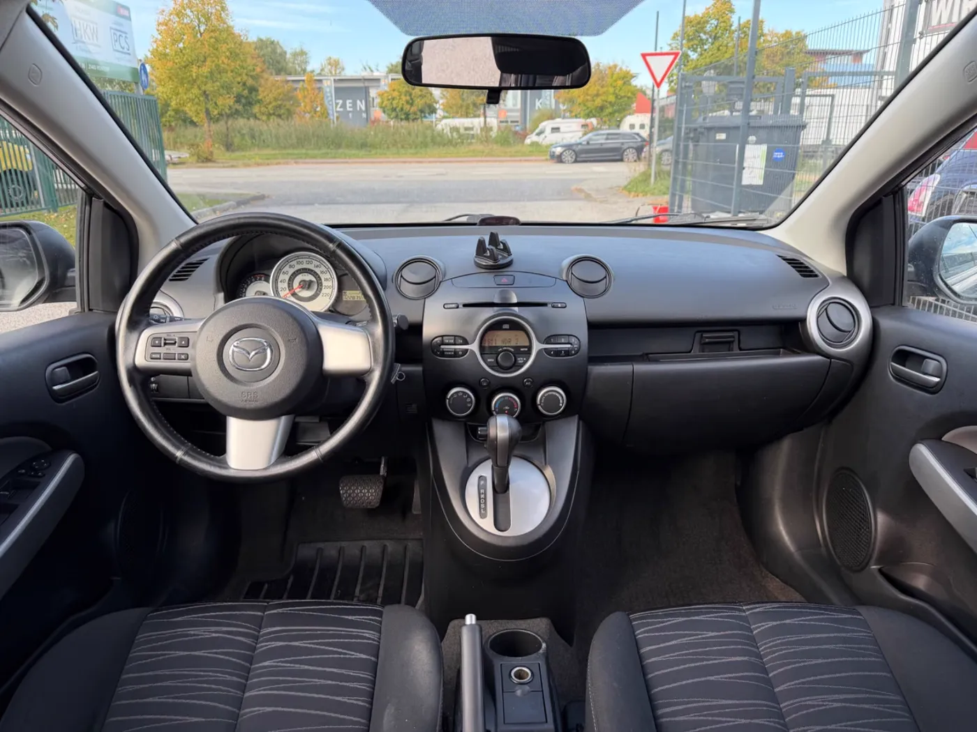 Mazda 2 — Ansicht 5