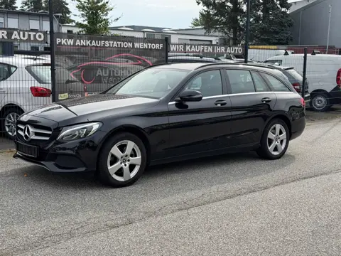Mercedes-Benz C 200 T-Modell in Schwarz