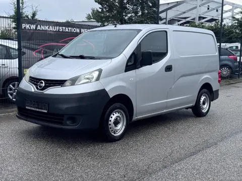 Nissan NV200, Van in Silber