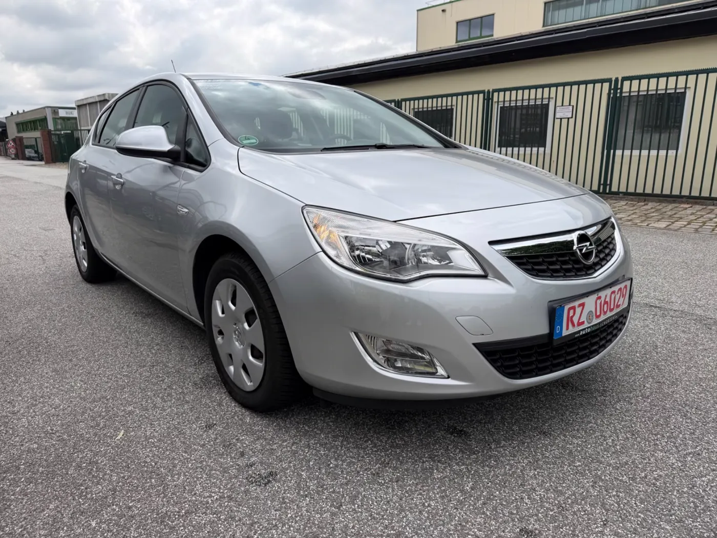 Opel Astra — Ansicht 4