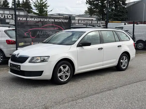 Skoda Octavia, Kombi in Weiß